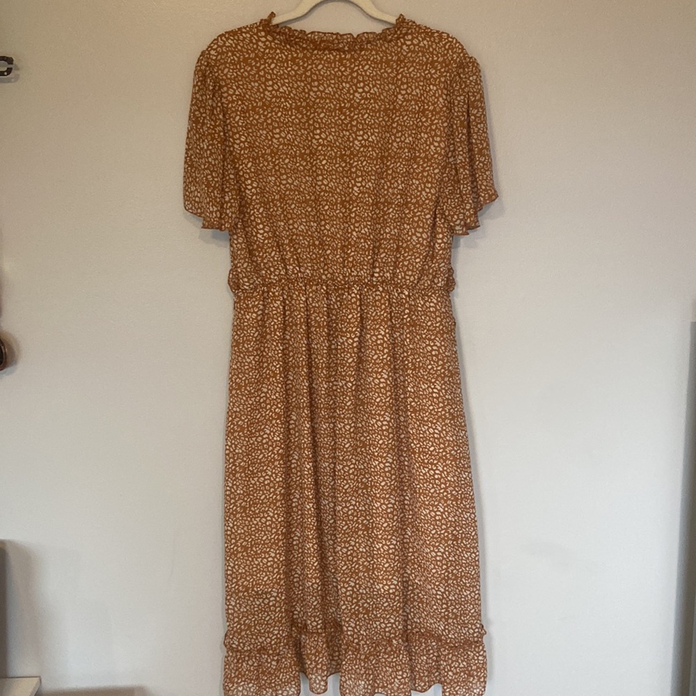 Kirundo XL Tan White pattern midi dress with flowy ruffles Pretty and light. EC - Picture 3 of 6